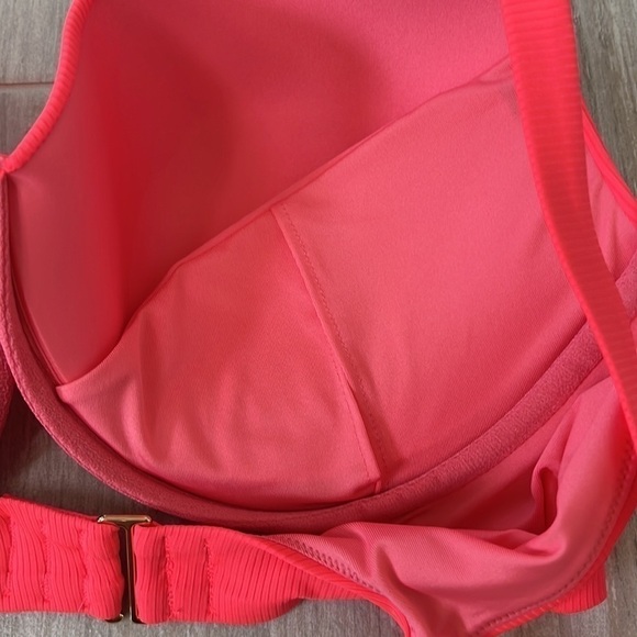 VS Swim 36DD Twist Removable Push-Up Bikini Top Coral Ribbed material - Picture 11 of 12